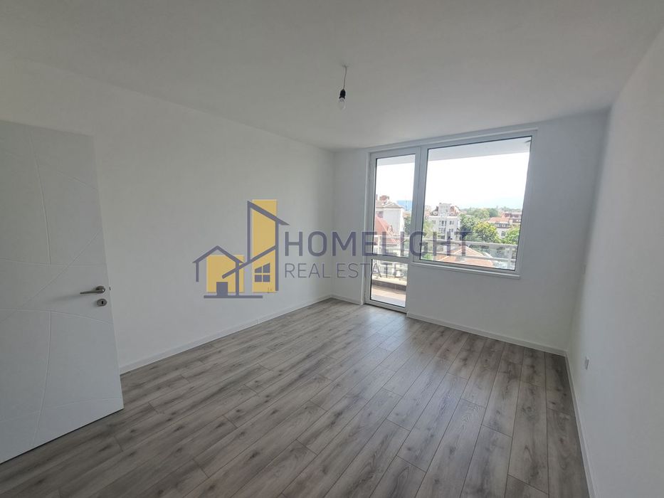 Продава се Двустаен апартамент в София, Център - 64 кв.м за 2646 €/кв.м - Снимка #2