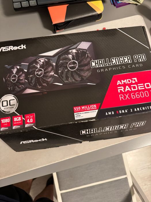 ASRock - AMD Radeon RX6600XT - Challenger PRO - 8GB