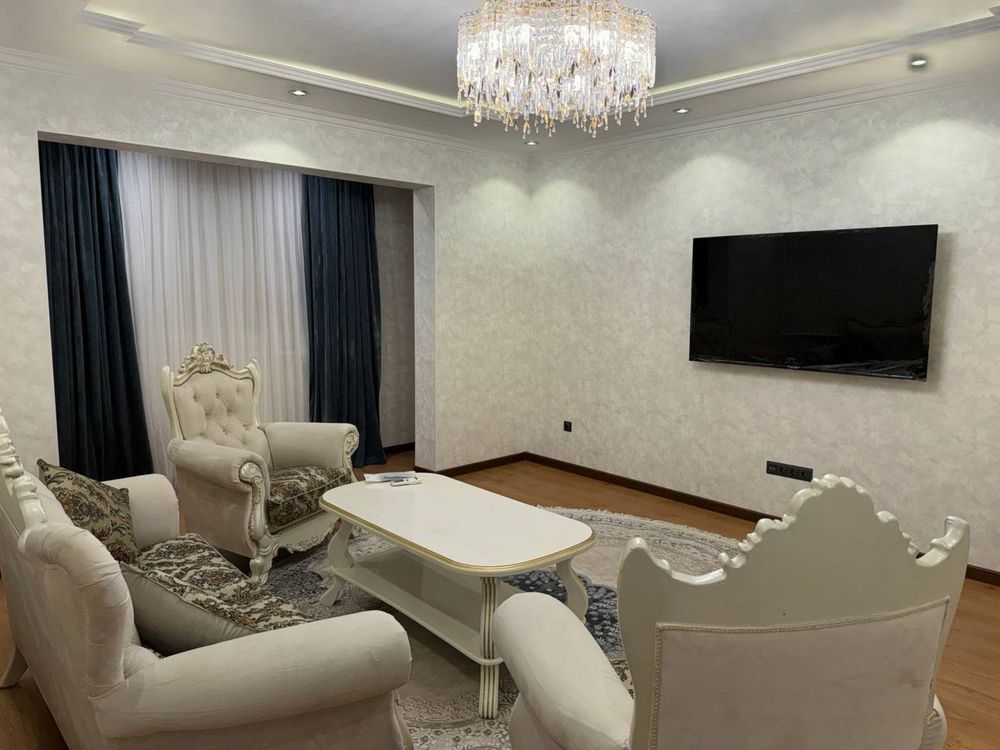 Продается 2 комнатная квартира в Мирзо-Улугбекском районе