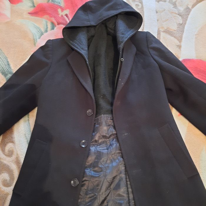 Пальто зимняя черная состояния отличное