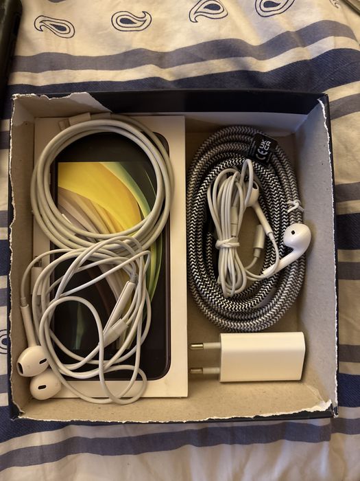 Accesorii Originale Apple Lightning Port