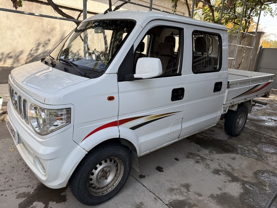 DONGFENG грузовой автомобиль