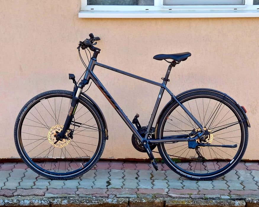 KTM Cross Country Shimano disc dinam cadru alu L 28 Treking City Bike