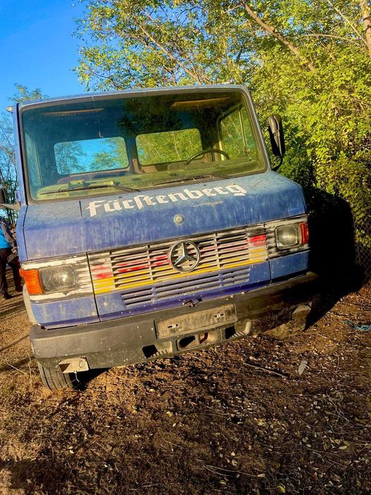 se vinde Mercedes Vario