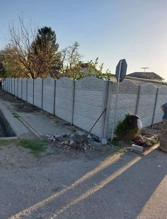 Garduri si porti din plasa bordurata tabla cutata sipca metalica