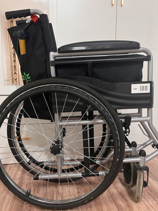 Инвалидная коляска