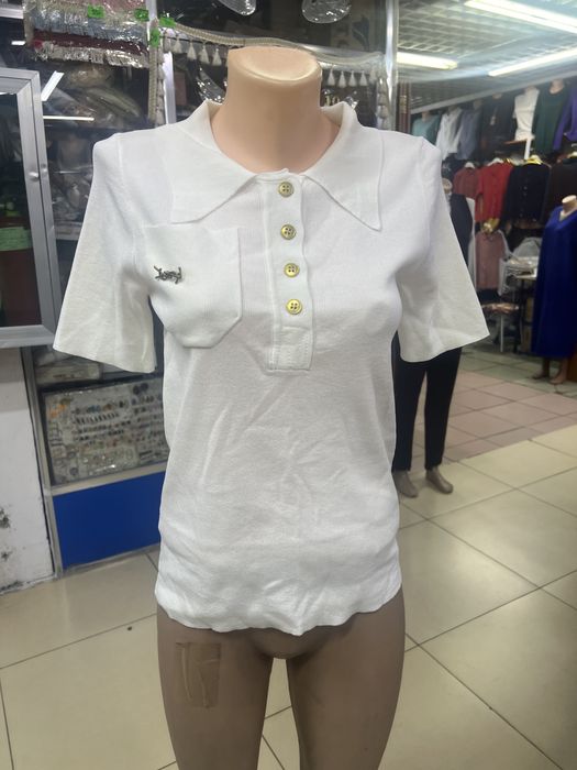 Кофта белая с воротником