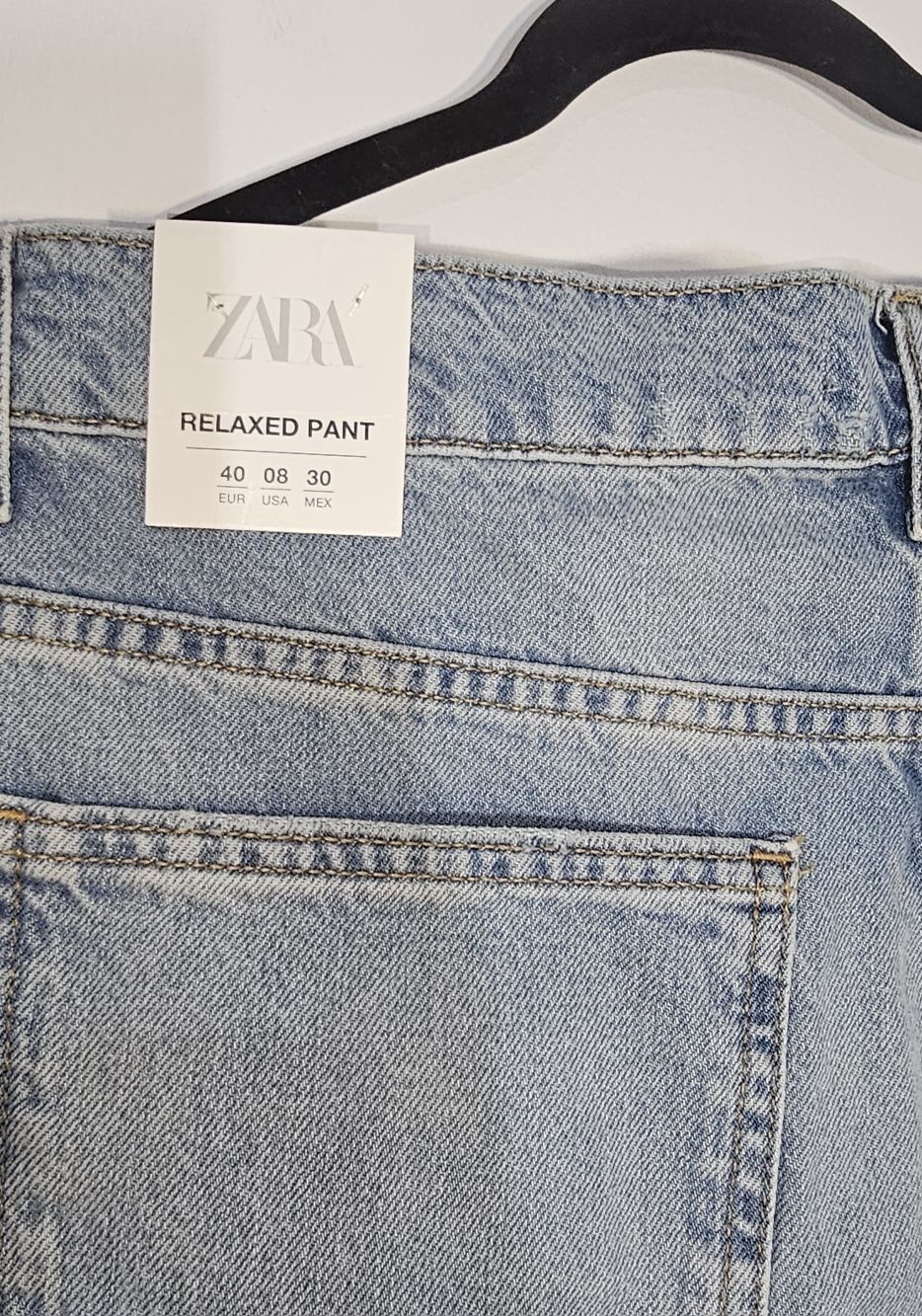 Blugi marca ZARA