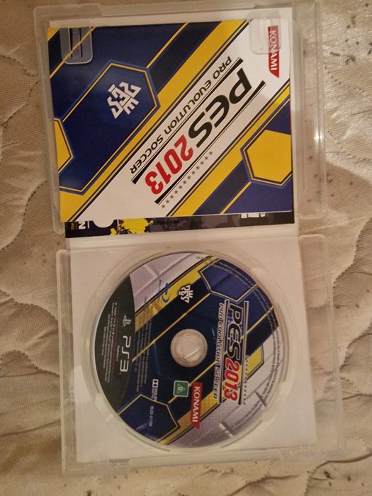 Playstation 3 Slim + 6 игри и dualshock 3