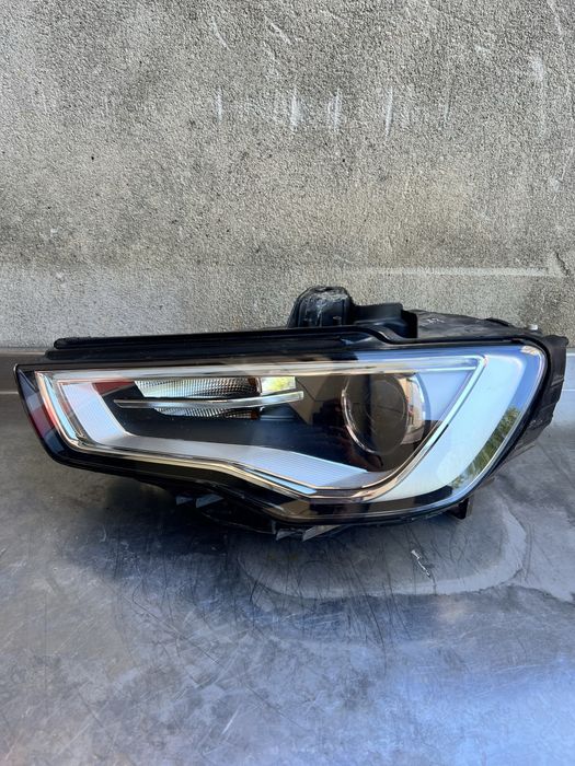 Far stanga bixenon si led Audi A3 8V an 2012-2016