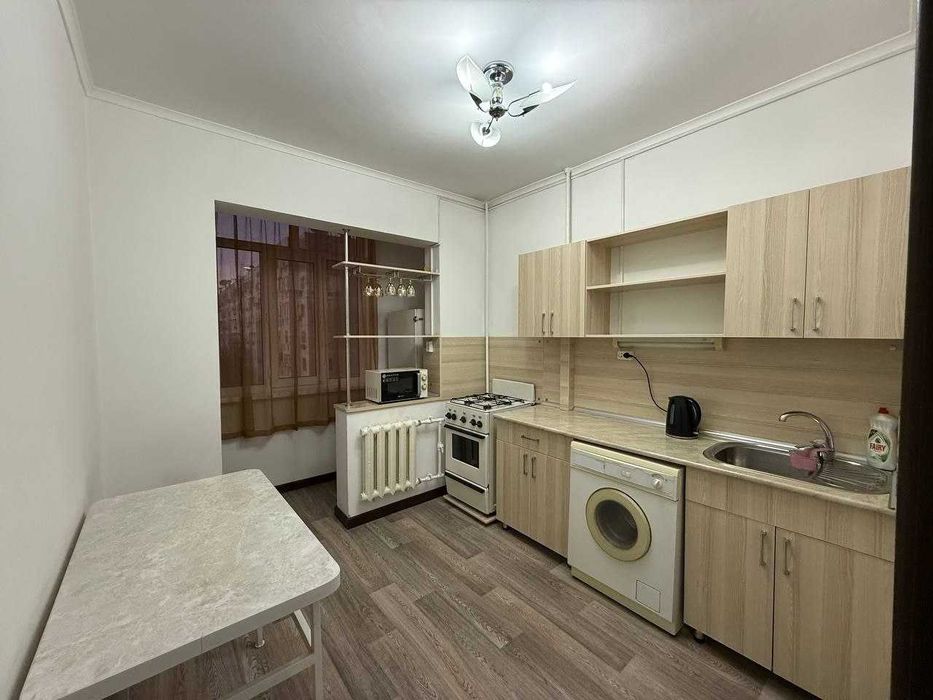 Сдаётся двухкомнатная квартира на метро Ойбек