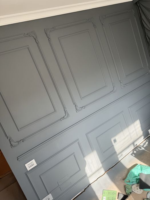 Profil decorativ, cornisă, plintă, riflaje