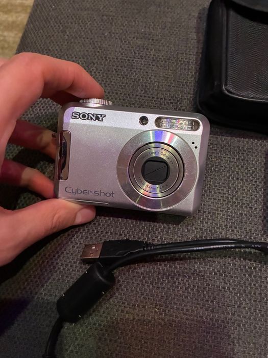 Sony cyber shot & Pentax Optio E80