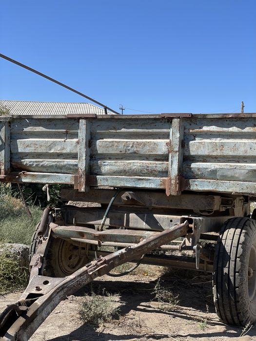 Traktor prisep. Holati yaxshi .