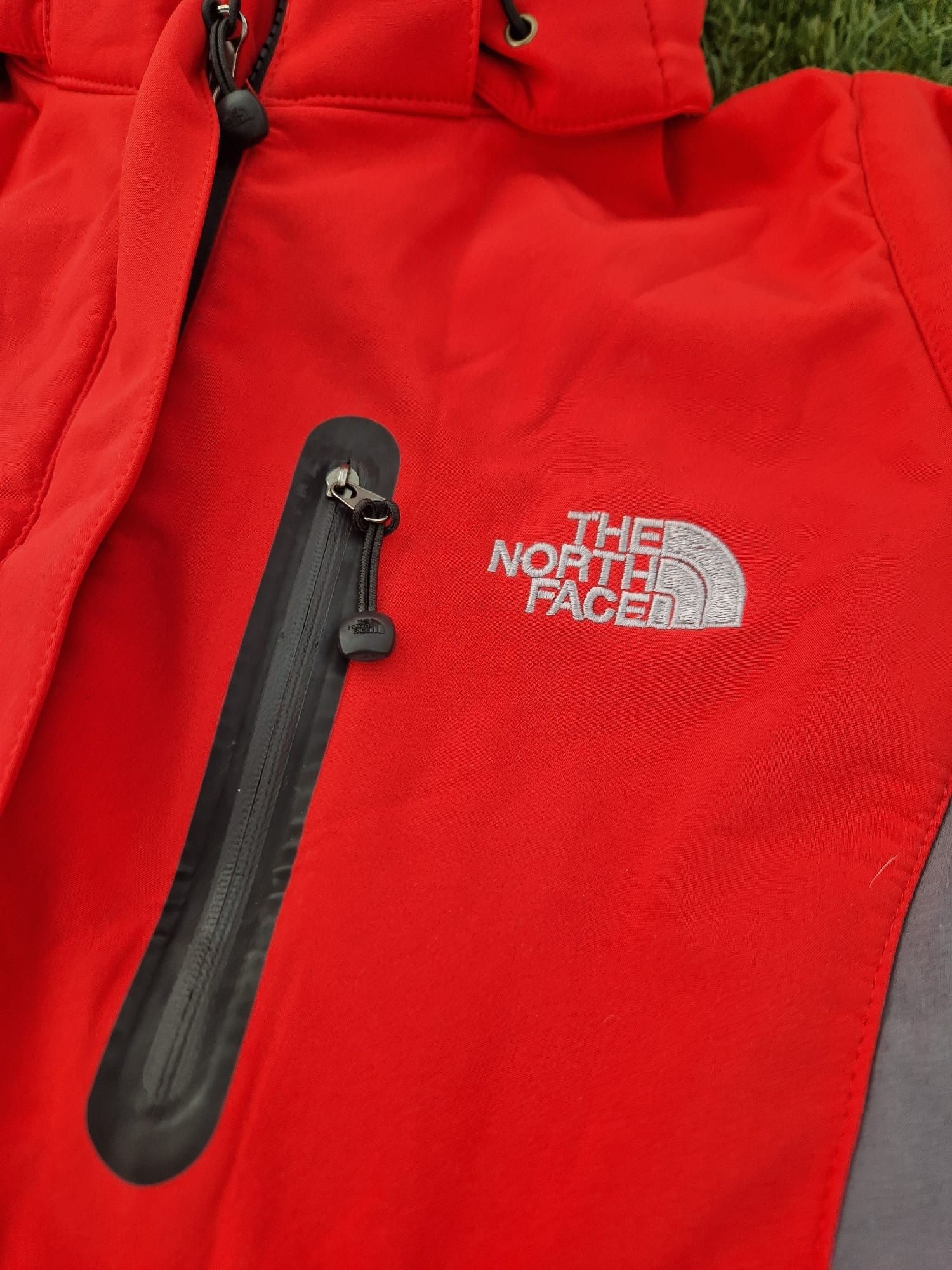 Дамско яке The North Face Summit Series Windstopper