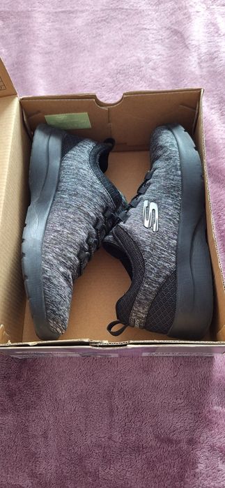 Adidași skechers