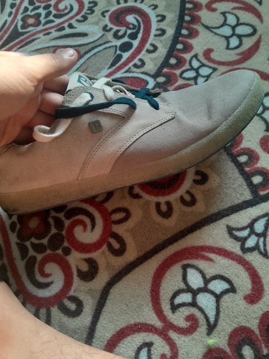 Оригинальные кроссовки катерпилар