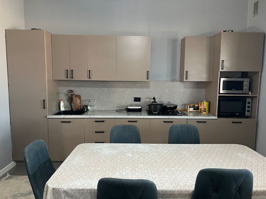 Кухонный гарнитура мебель