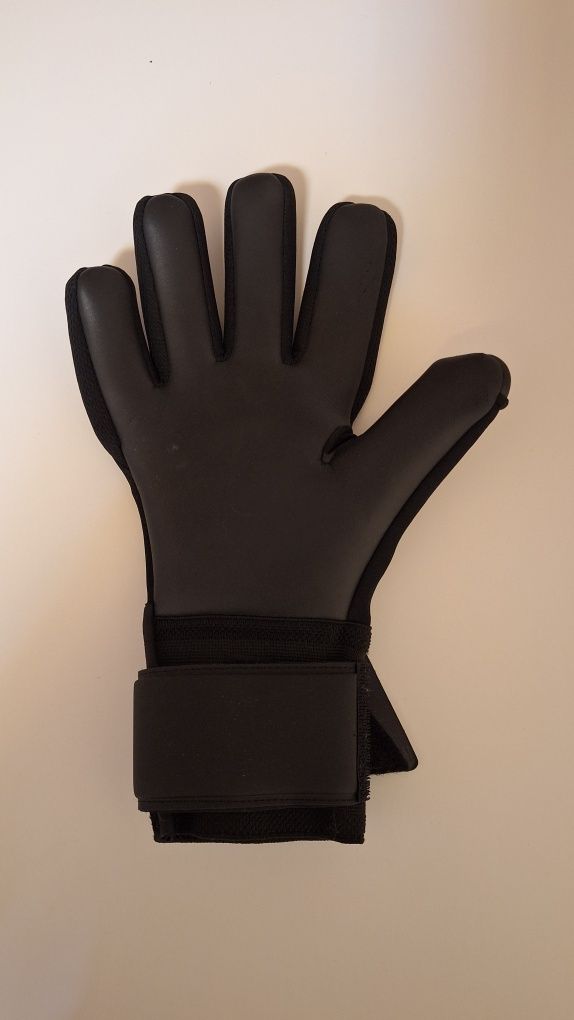 Вратарски ръкавици One Glove черни