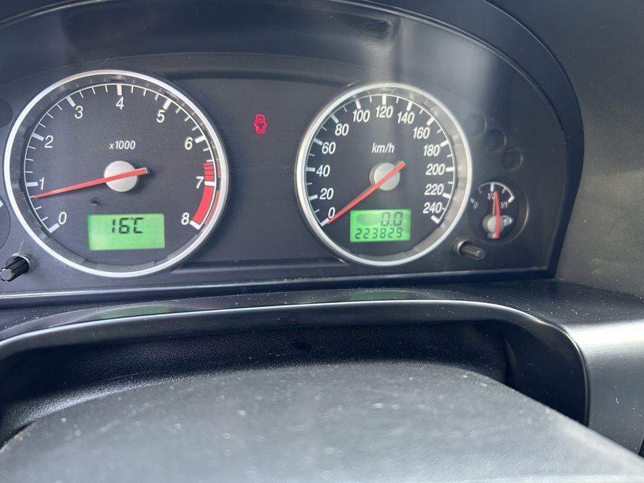 Ford Mondeo.