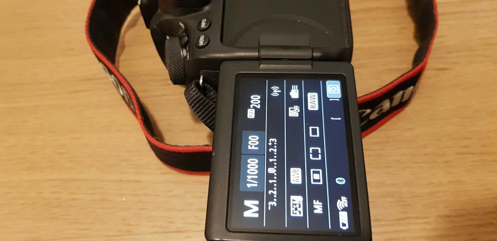 DSLR Canon eos 90D