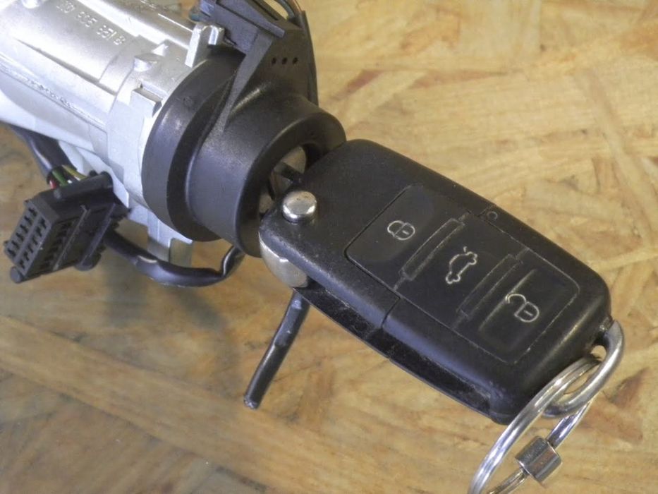 Deblocare contact skoda octavia 2 3 vw golf 5 6 touran jetta seat audi