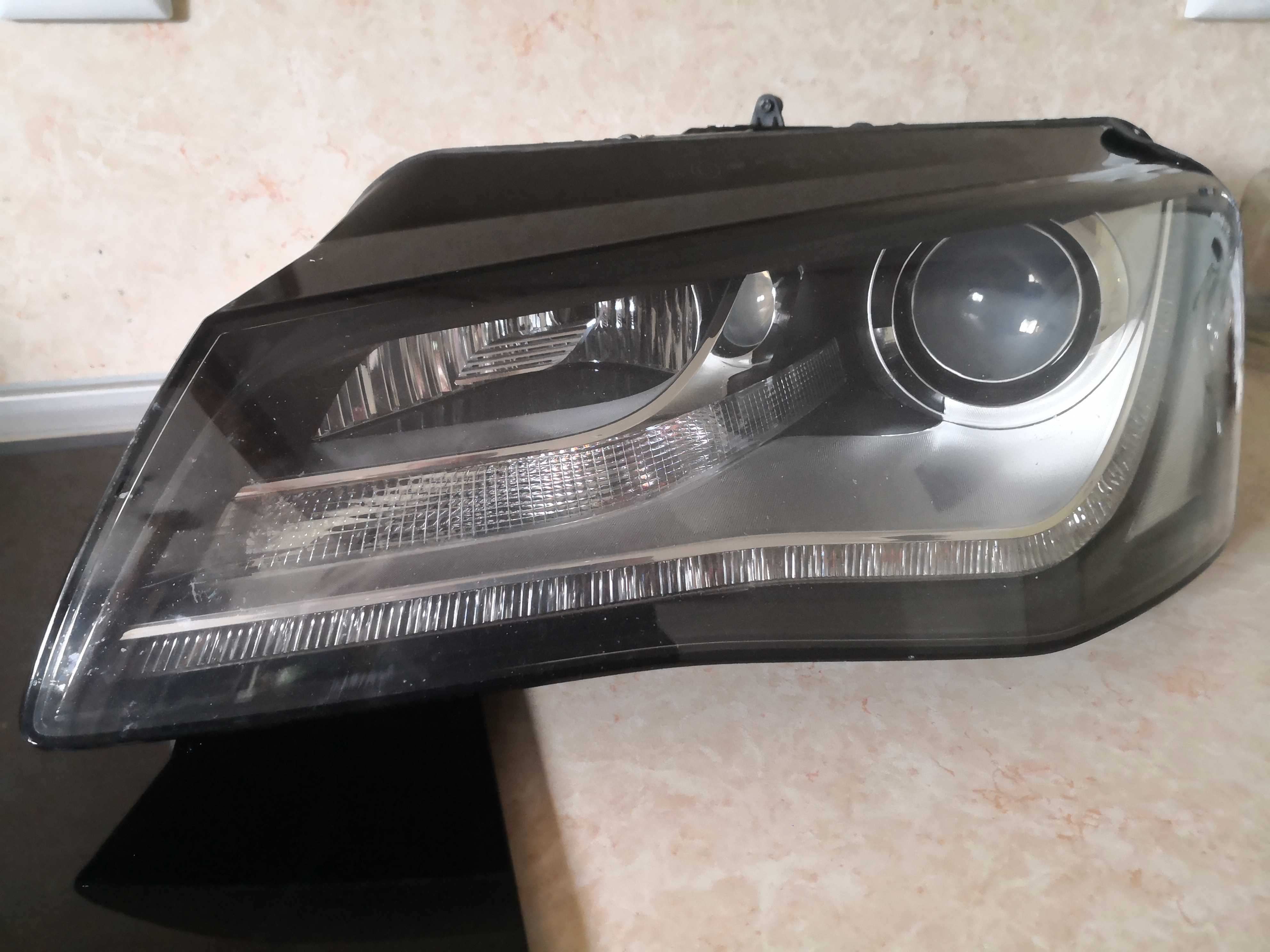 Фар Audi A8 D4 Bi-Xenon LED ляв/Фар Ауди А8 Д4 ксенон Оригинален