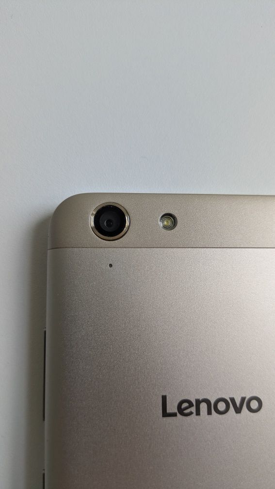 Lenovo Vibe K5 с Android 5