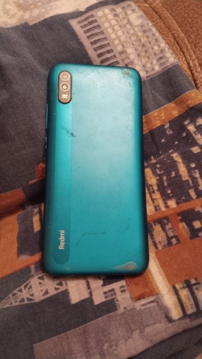 Продам смартфон редми