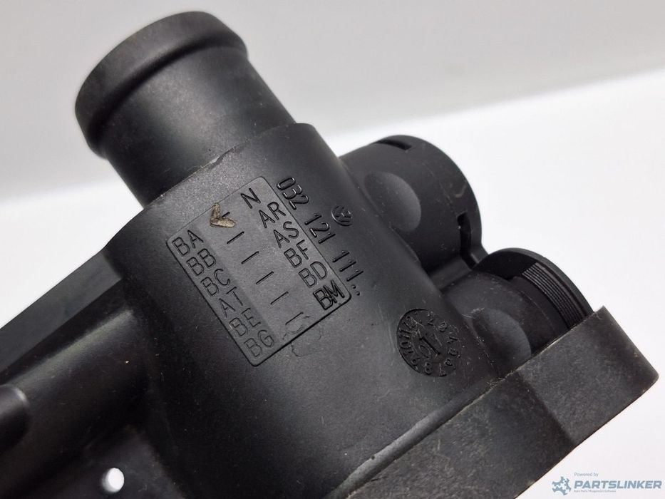Carcasa termostat SKODA OCTAVIA (1U2) [ 1996 - 2010 ] 16V (AXP, BCA) 55KW|75HP OEM 032121111BA