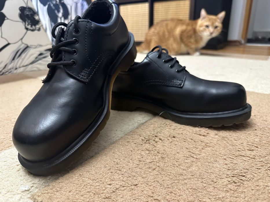 Pantofi Dr Martens marimea 38