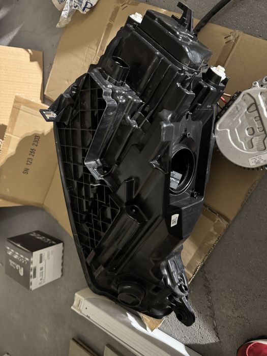 Фар за q5 80a fy