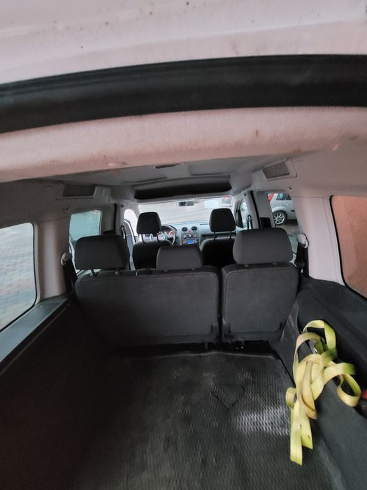 VW Caddy 1.6 tdi din 2015, 330.000 km