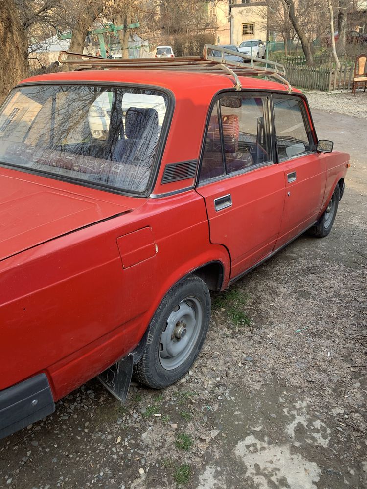 Жигули 05 1982 года