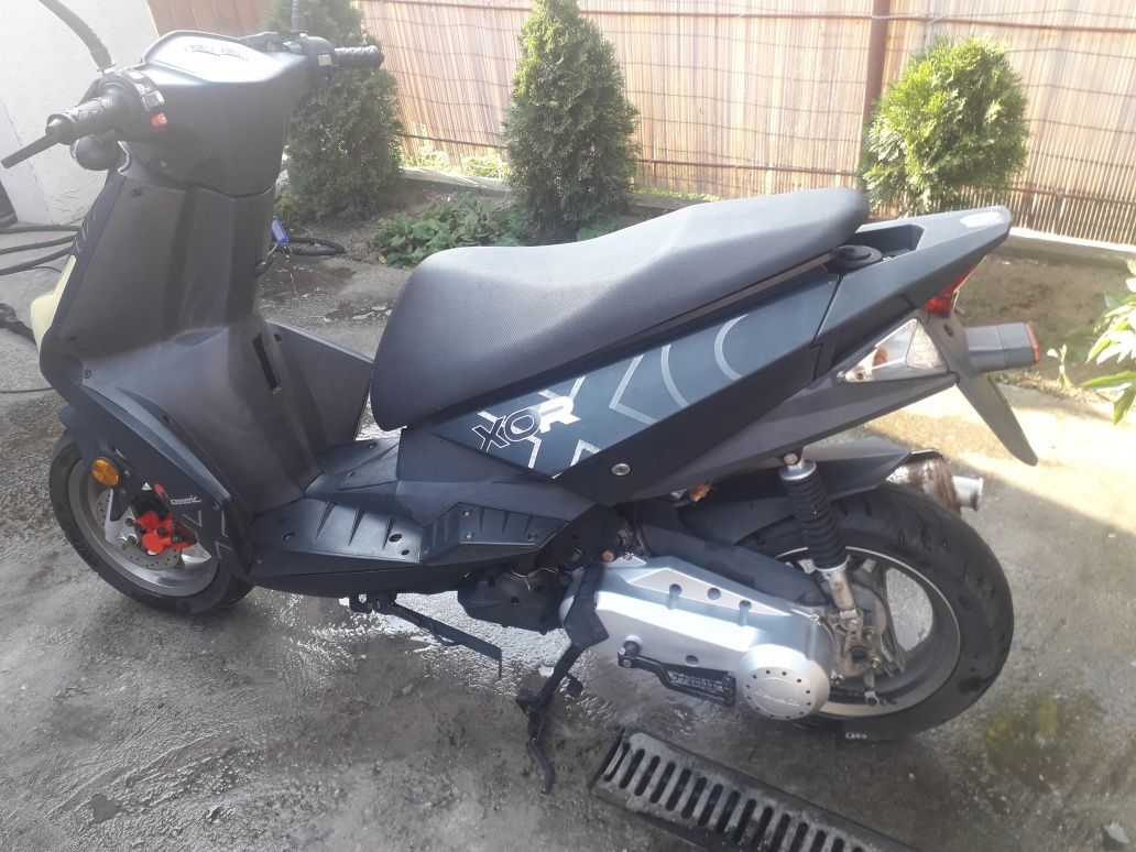 Vand scuter 49cc 2t cu CI si ITP