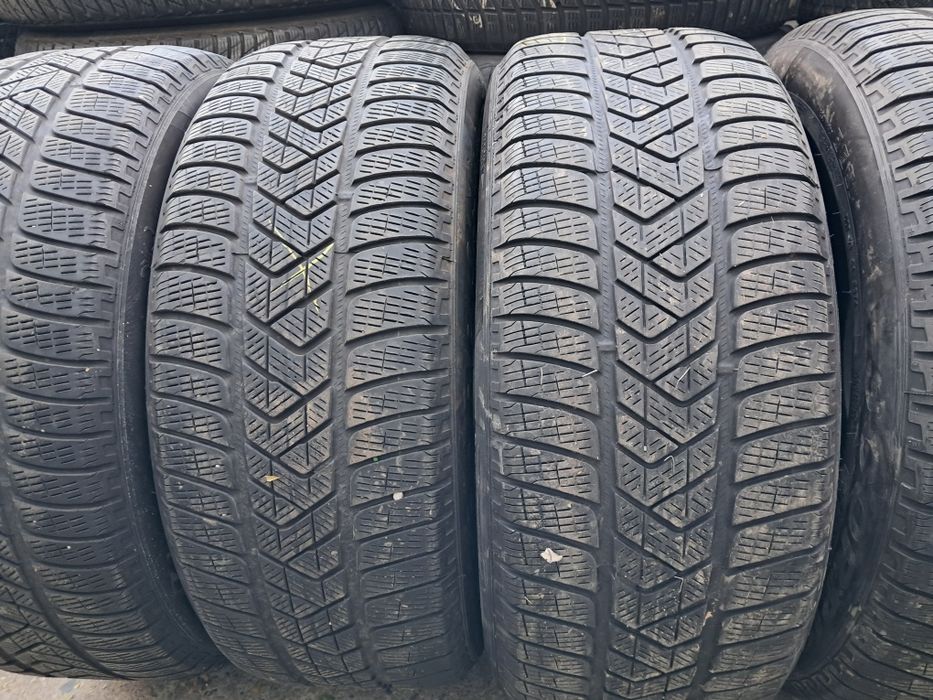 Anvelope second iarna 255 50 R19 Pirelli *RSC RFT 2021/2022