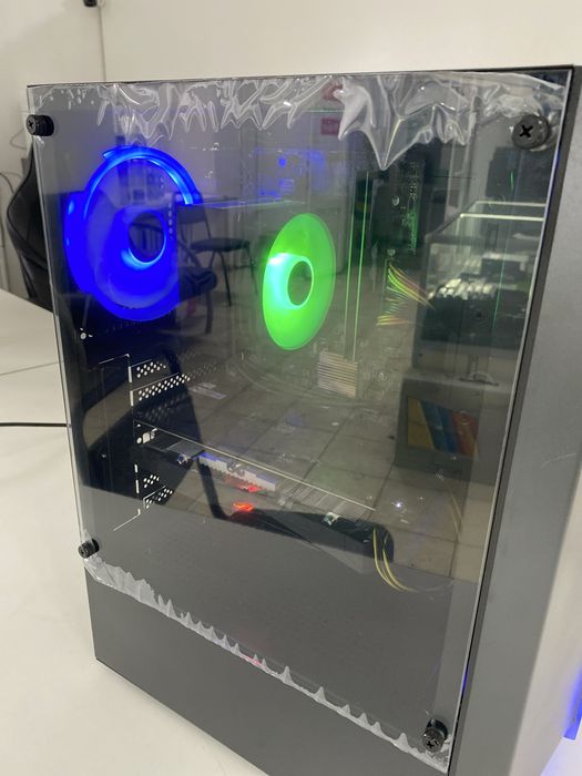 Игровой компьютер(Core I7 7700/Ram12/gtx1050ti)