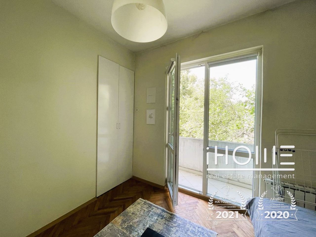 Дава се под наем Тристаен апартамент в София, Център - 80 кв.м за 730 € - Снимка #11