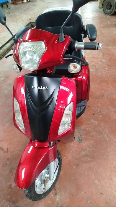 Vand scutere electrice
