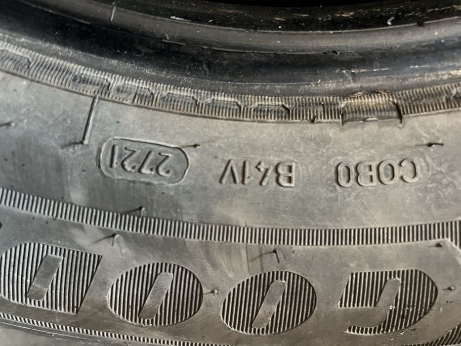 Гуми за бус 235/65/16 goodyear ultra grip