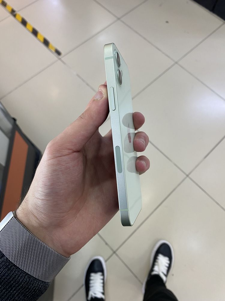 Телефон Iphone 12 128Gb