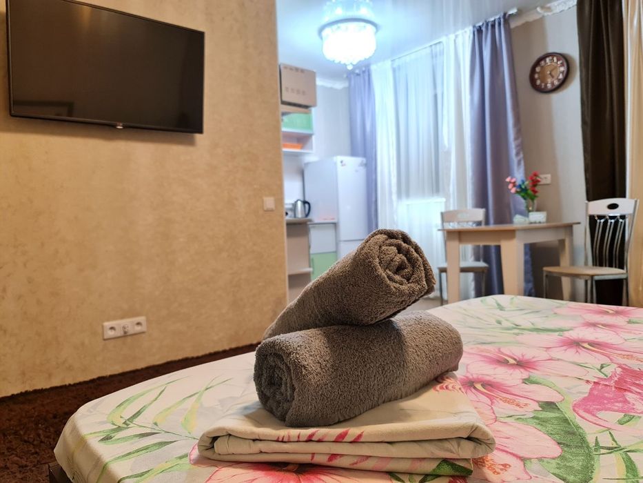 Площадь Победы 19 (ЦУМ, Акимат, Набережная, ТД City Centre)