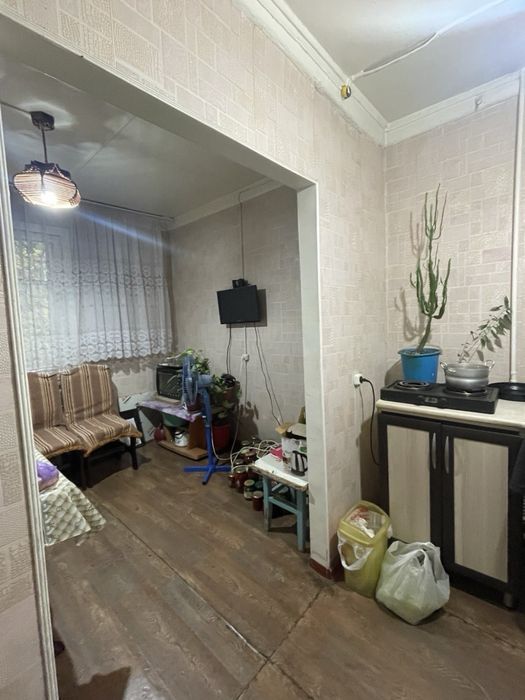 Квартира деревяжка спутник 2 3/1/2 вдоль дороги 39500&