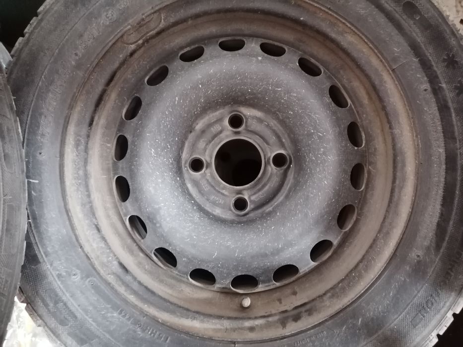 Зимни гуми с джанти опел 175/70/14