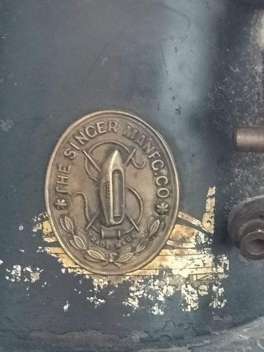 Mașina de cusut singer