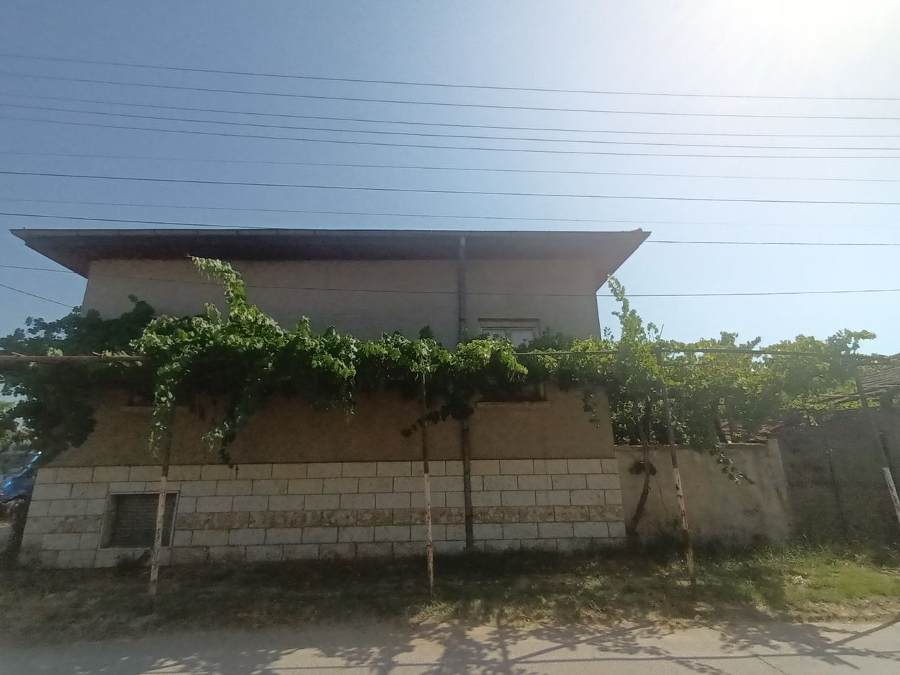 Продава се Къща в с. Стоб, Област Кюстендил - 90 кв.м за 589 €/кв.м - Снимка #2
