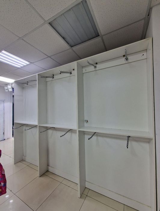 Пристенные вешала торговое оборудование