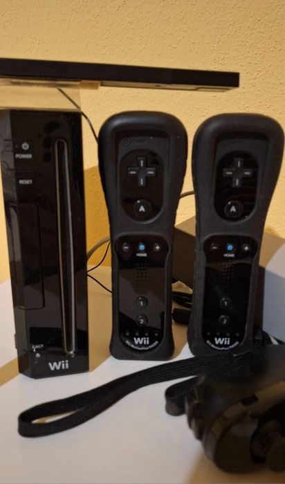 Nintendo Wii Modat+550 jocuri+2Manete+2Nunchuck+Accesorii+HDMI