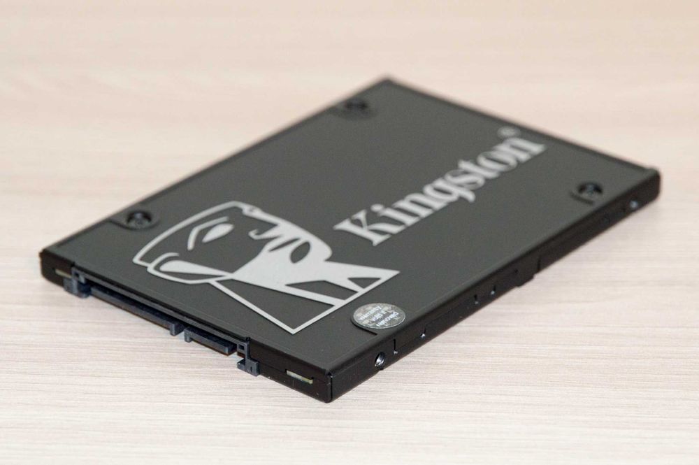 Жесткий диск ssd