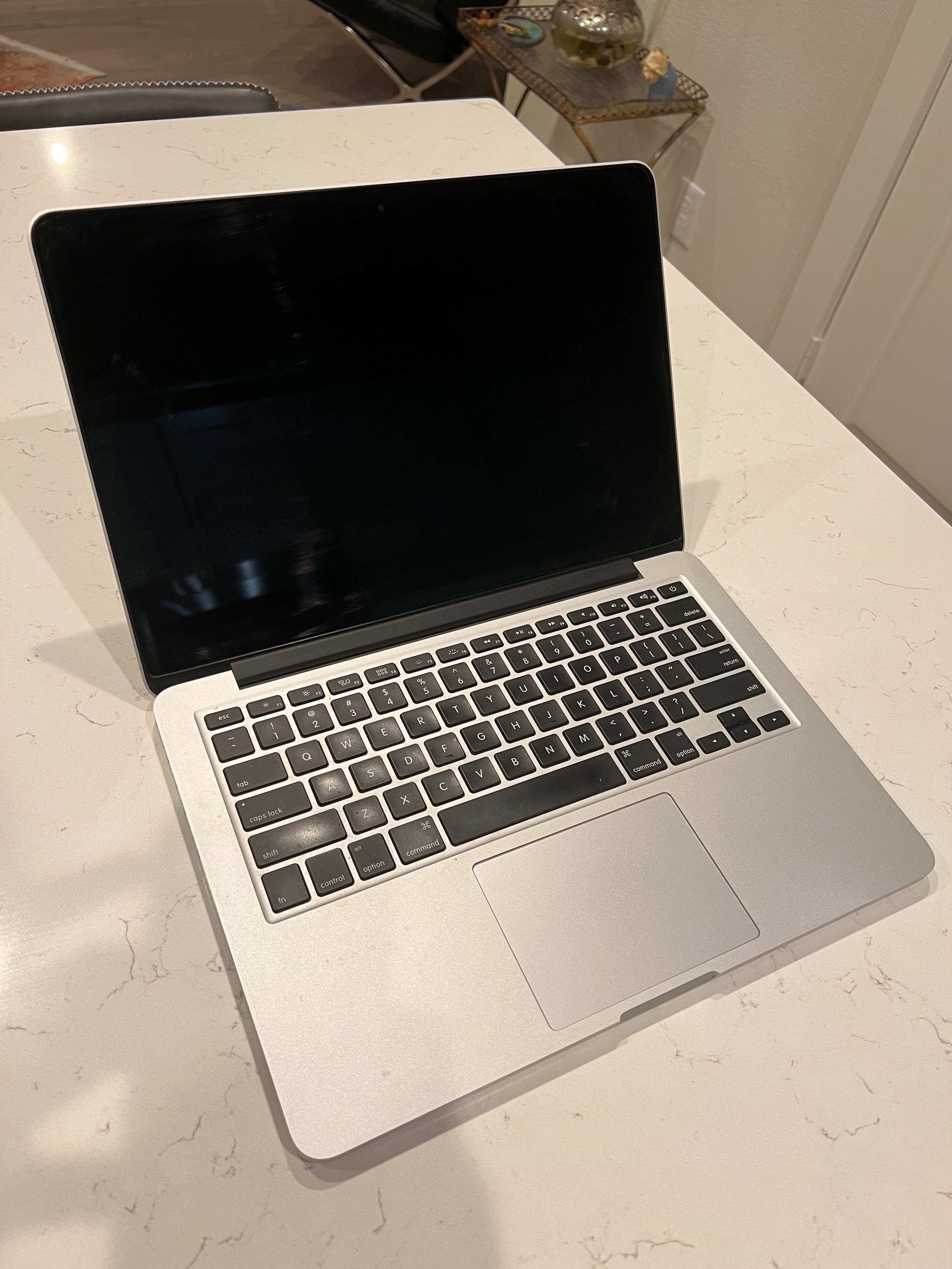 MacBook Pro - лаптоп 2013